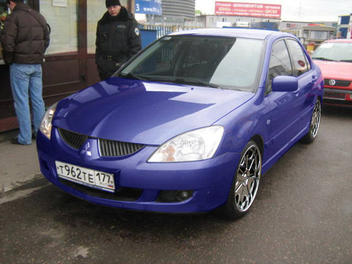 mitsubishi_lancer_wagon_a1216640279b1900539_orig.jpg