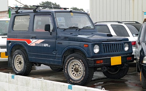 Suzuki_Jimny_JA71.jpg
