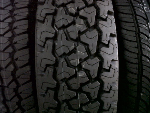 IMG-20120911-00032 FIRESTONE 31X10.5-15.jpg