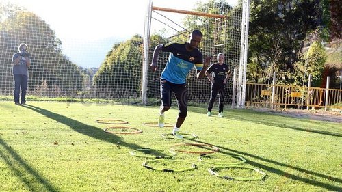 abidal training again.jpg