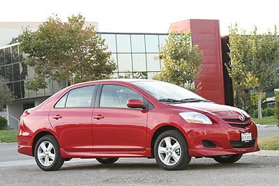 07_Toyota_Yaris_05.jpg