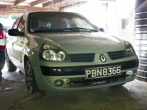 Clio 2.jpg
