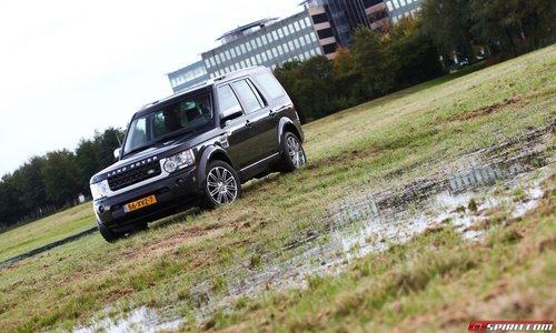 road-test-2012-land-rover-discovery-4-hse-luxury-pack-015.jpg
