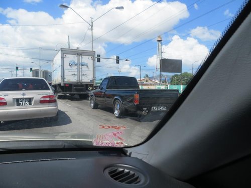 Classic 720 Nissan Pick-up.jpg