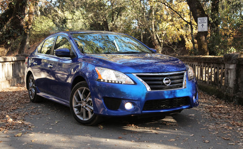 2013-Nissan-Sentra-Front-main_rdax_646x396.jpg