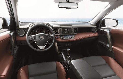 2013-Toyota-RAV4-6.jpg