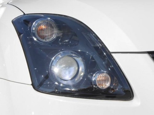 headlight.jpg