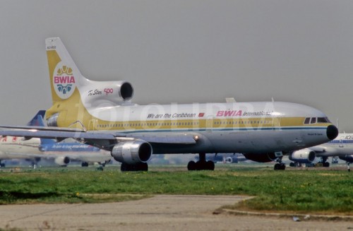 486481-tristar-500-n3140d-bwia.jpeg
