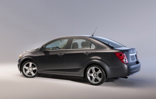 chevrolet-sonic-sedan-03.jpg
