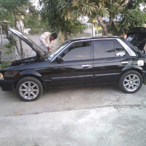 V CAR.jpg