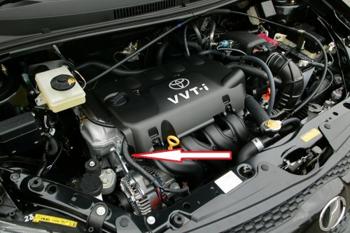 Toyota_1NZ-FE_engine_001.JPG