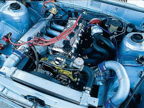 0208_sccp_08_z+1981_toyota_corolla_drag_car+engine_bay.jpg