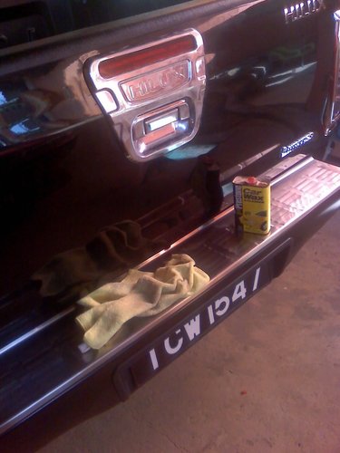 BRAKES LIGHT INSTALL 17-02-14 023.jpg