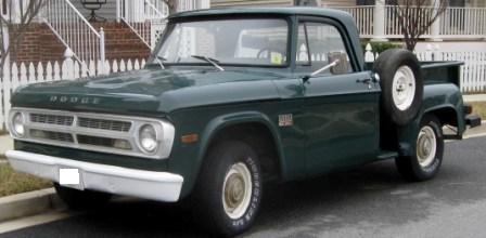 Dodge_D100.jpg