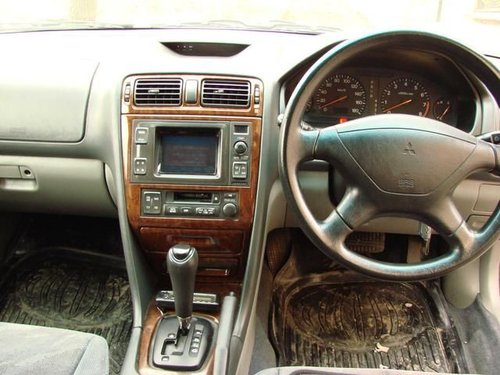 mitsubishi_galant_3316944_8_orig.jpg