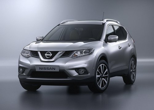 2014-Nissan-X-Trail-Front.jpg