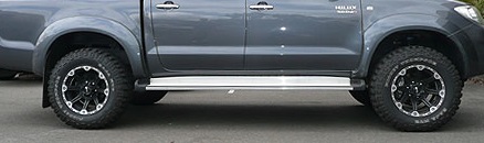 hilux-25mm-40mm-strut-three.jpg