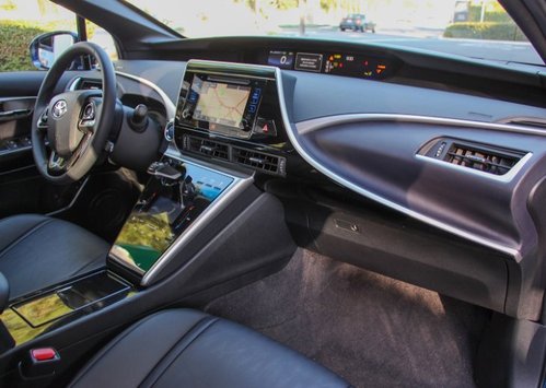 e2d43650-9ccb-11e4-b765-8fe08e565094_2016-Toyota-Mirai-a-6.jpg
