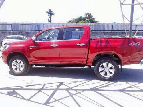 Toyota-HiLux-8.jpg
