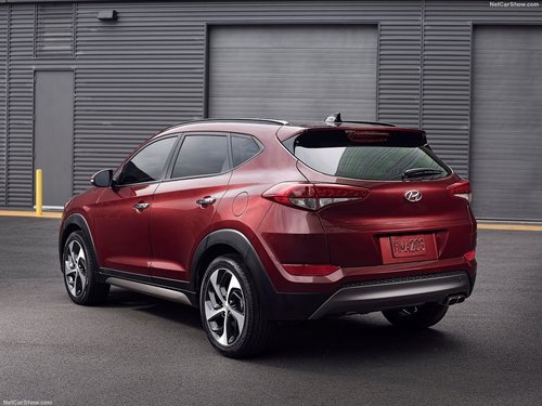 Hyundai-Tucson_2016_1024x768_wallpaper_08.jpg
