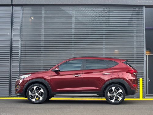 Hyundai-Tucson_2016_1024x768_wallpaper_05.jpg