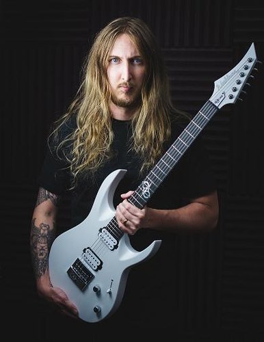 sweet jesus look at that guitar.jpg