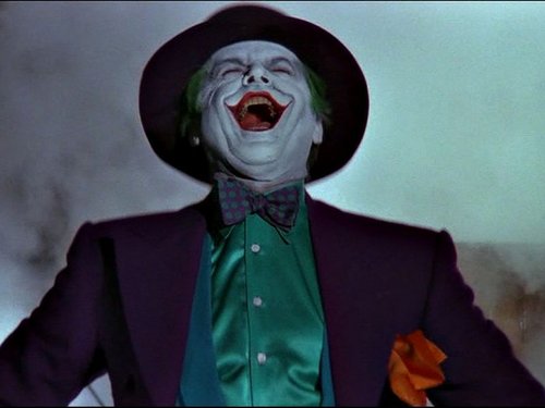 the_joker_laughing_wallpaper_-_800x600.jpg