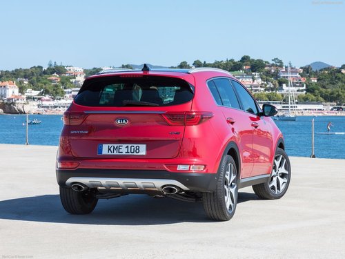 Kia-Sportage_2016_1024x768_wallpaper_18.jpg