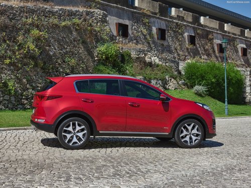 Kia-Sportage_2016_1024x768_wallpaper_11.jpg