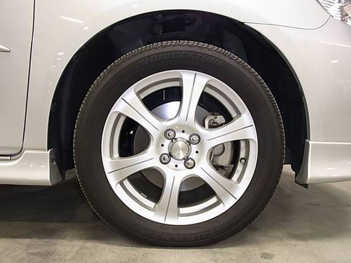 S Aerotourer front Wheel.jpg