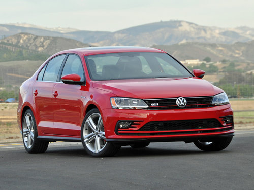 Autoweb-2016-February-Review-2016-Volkswagen-Jetta-GLI-001.jpg