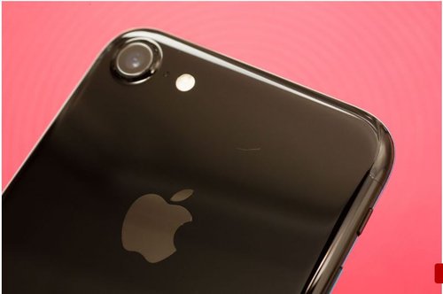 iPhone7_Scratch.JPG