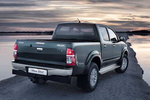 2012-Toyota-Hilux-4.jpg