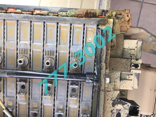 Flooded Hybrid Battery.jpg
