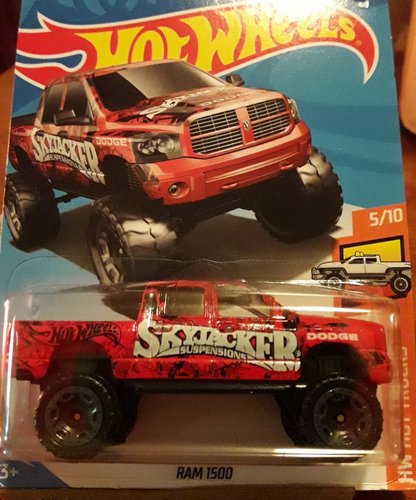 ram 1500.jpg