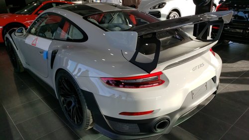 porsche 02.jpg