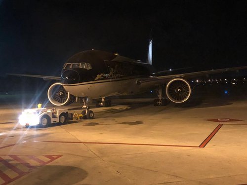 plane 01.jpg