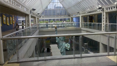 mall2.jpg