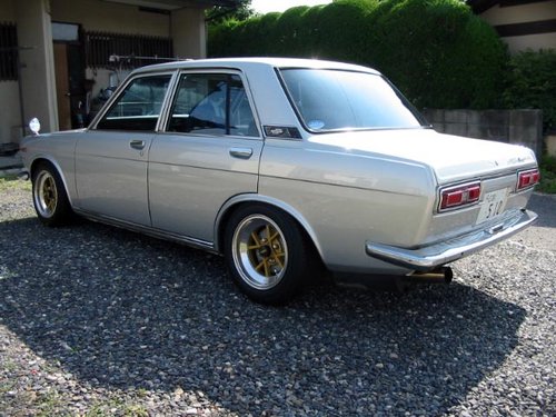 510 sedan 1.jpg