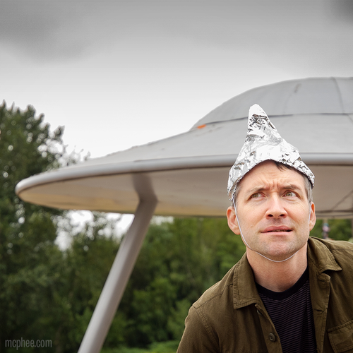 12774-TinFoilHat-Q01_900x.png