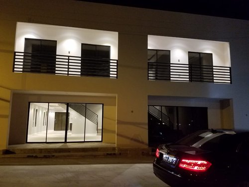 apt01.jpg