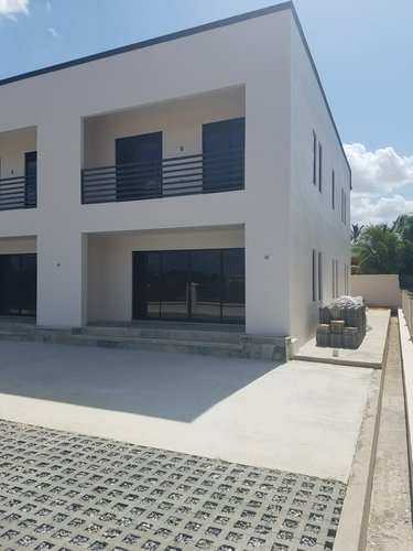 Apt05.jpg