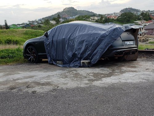 rsz_bentley.jpg