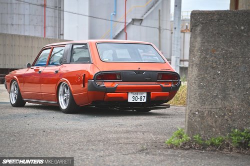 V8-Crown-Wagon-4-copy-1200x800z.jpg