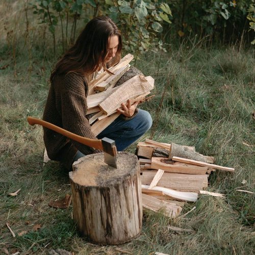 Axe_lifestyle_GL_1024x1024.jpg