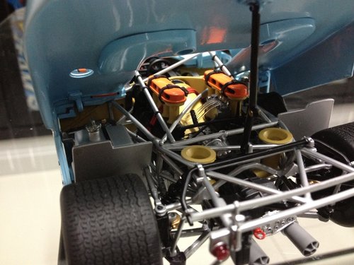 908-03.jpg